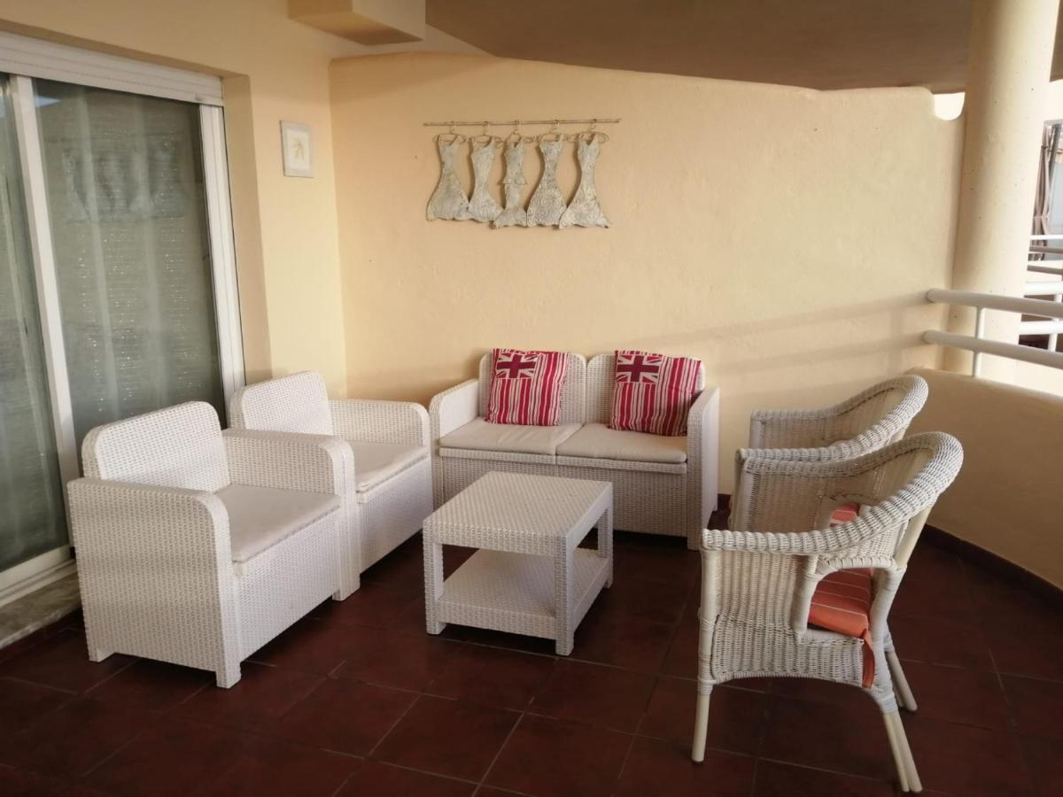 Holidays2Benalmadena Torrequebrada Sea View Front Beach With Pool Parking & Terraces ภายนอก รูปภาพ