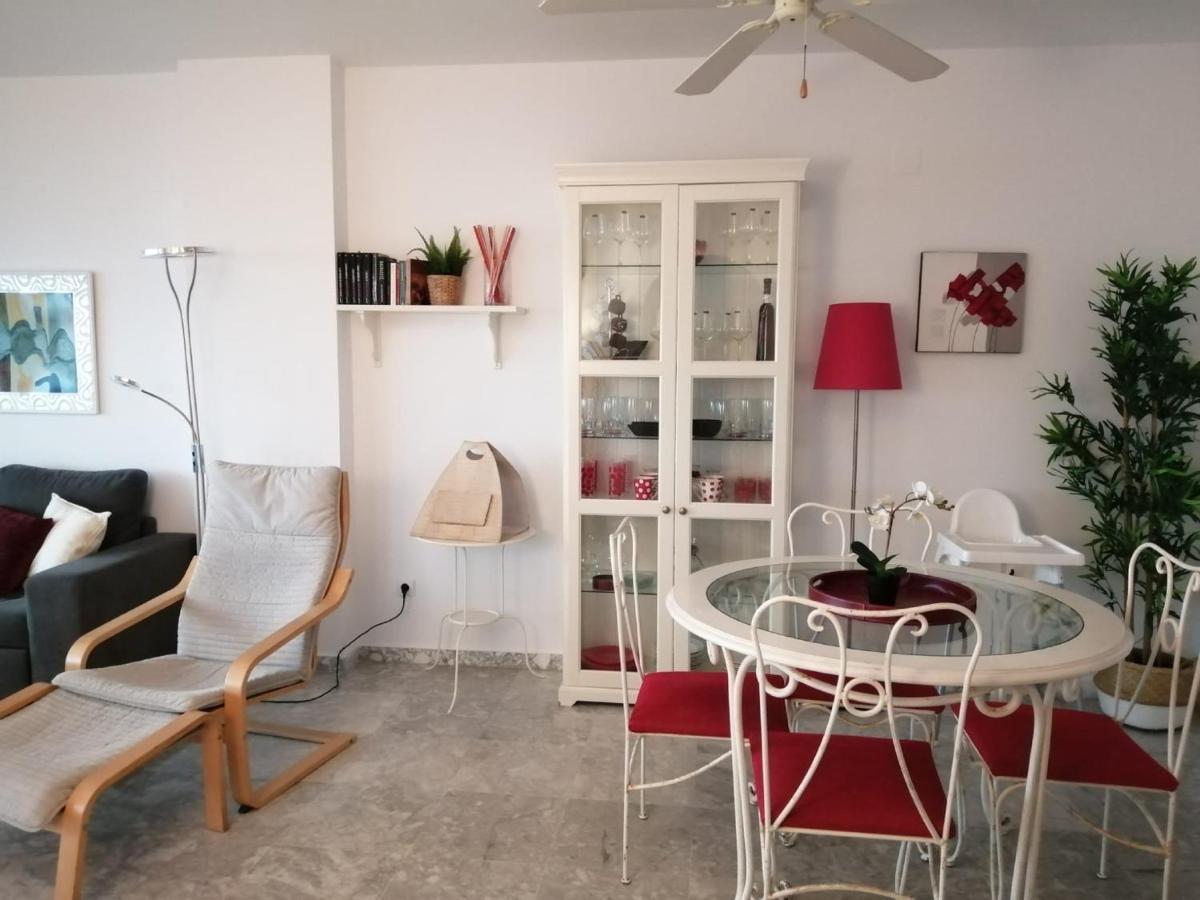 Holidays2Benalmadena Torrequebrada Sea View Front Beach With Pool Parking & Terraces ภายนอก รูปภาพ